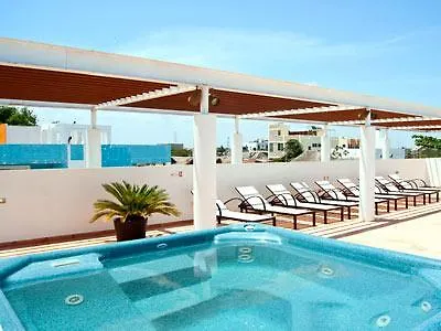 Bambu Suites Playa del Carmen 3*,